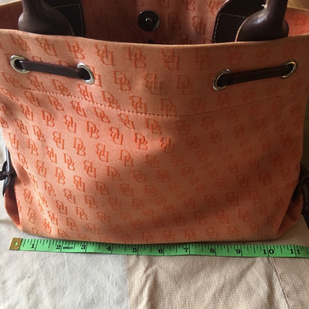 Dooney & Bourke handbag